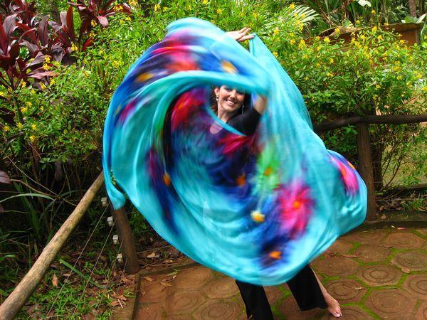 Véu Floral de Seda para Dança do Ventre